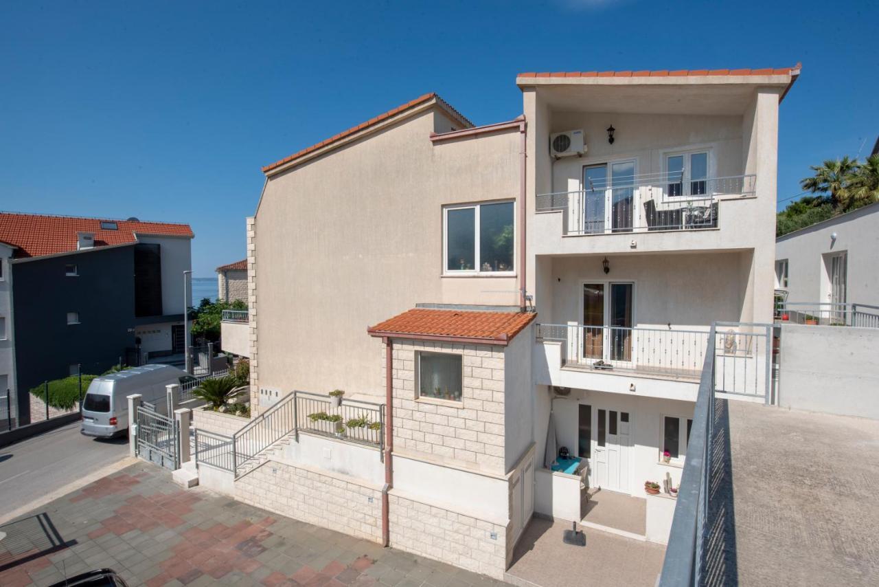 Apartments Bevanda Podstrana Exterior photo